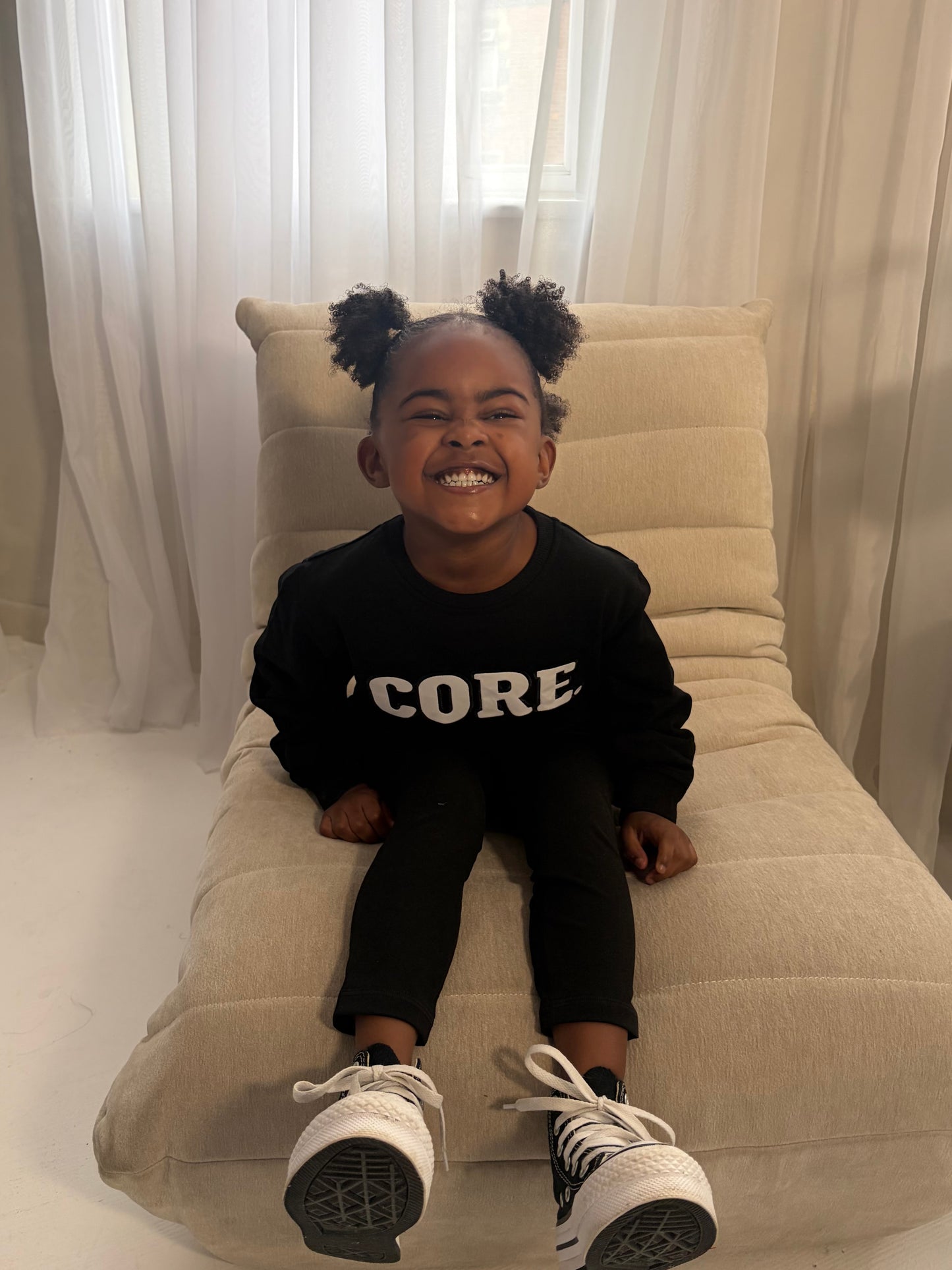 Mini CORE Sweatshirt– Black