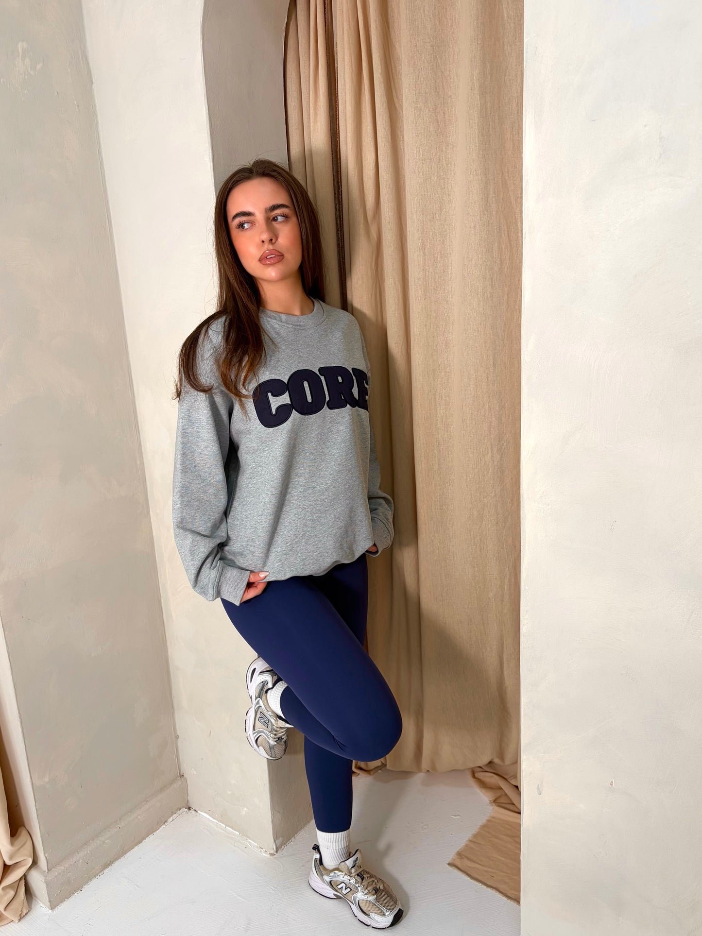 CORE. Oversized Sweatshirt– Grey